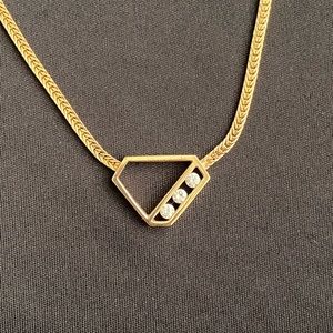 Vintage 14k Yellow Gold Diamond Necklace